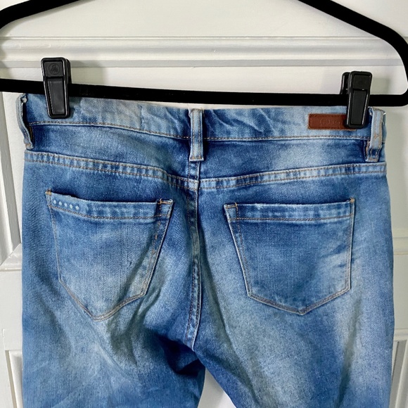 BLANK NYC Distressed Skinny Jeans Shopbop Size 26 - Picture 6 of 8